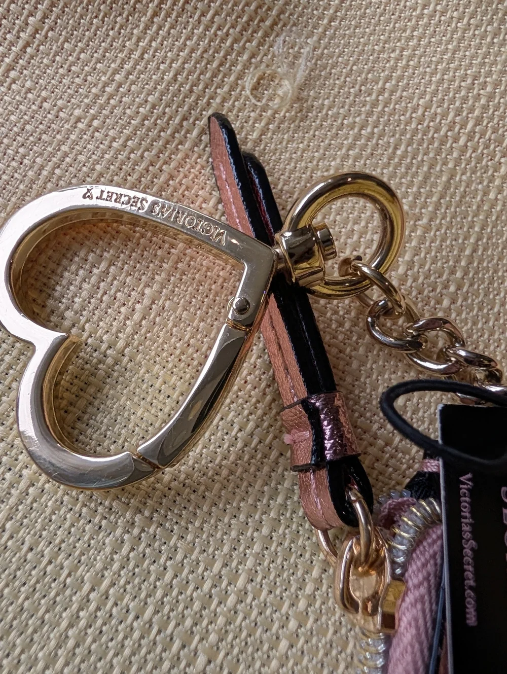Victoria's Secret Metallic Rose Pink Card Case Keychain - Picture 4 of 4